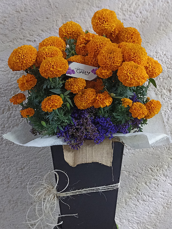 dia-de-muertos-arreglo-cempasuchil